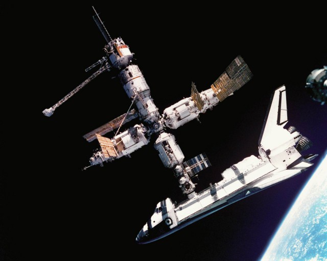 shuttlemir_nasa